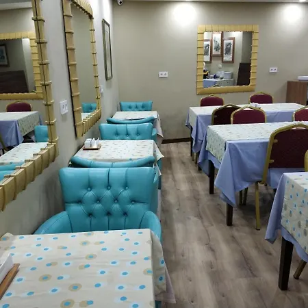 Gvar Hotel 3*