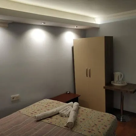 Gvar Hotel 3*